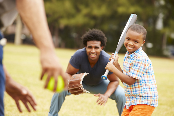 dad playing baseball with son for pros and cons of home based business